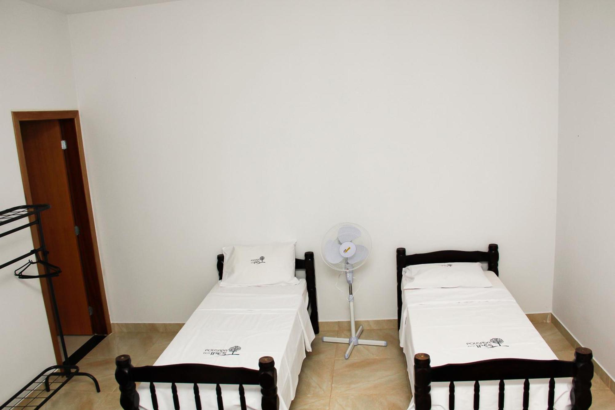 Pousada Flor Dos Ipes Trindade  Room photo